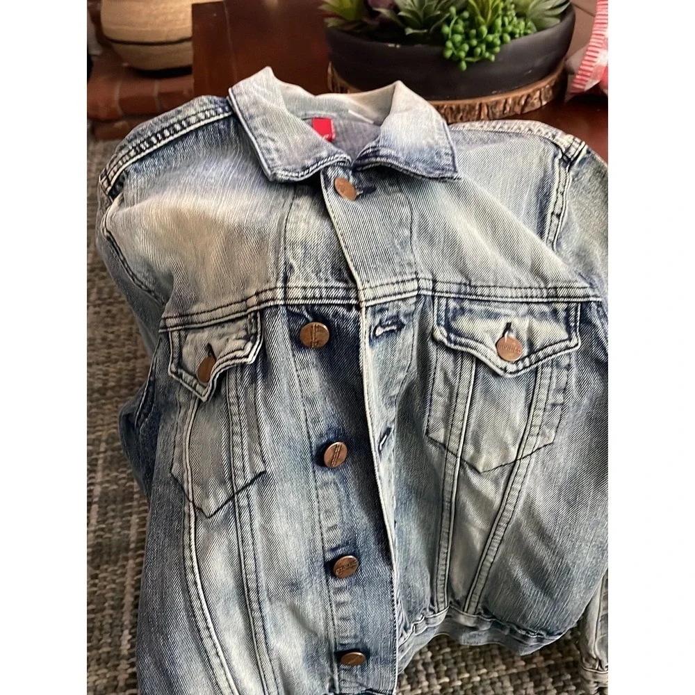 Button Jean‎ Jacket
